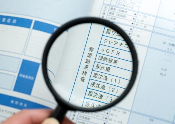 最近むくみやすい・疲れやすい人へ｜手遅れになる前に腎臓を守る方法