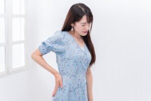 しびれが少し残るのは異常?改善期に知っておきたい身体の回復プロセス