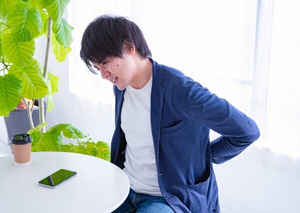 腰痛なのに股関節が硬い人、かなり多いです
