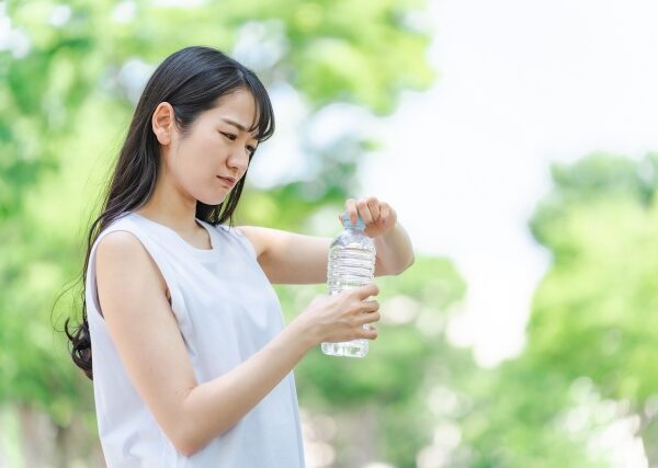ばね指が治らない人へ。原因は指だけではないかもしれません