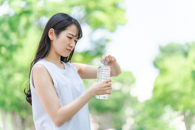 ばね指が治らない人へ。原因は指だけではないかもしれません